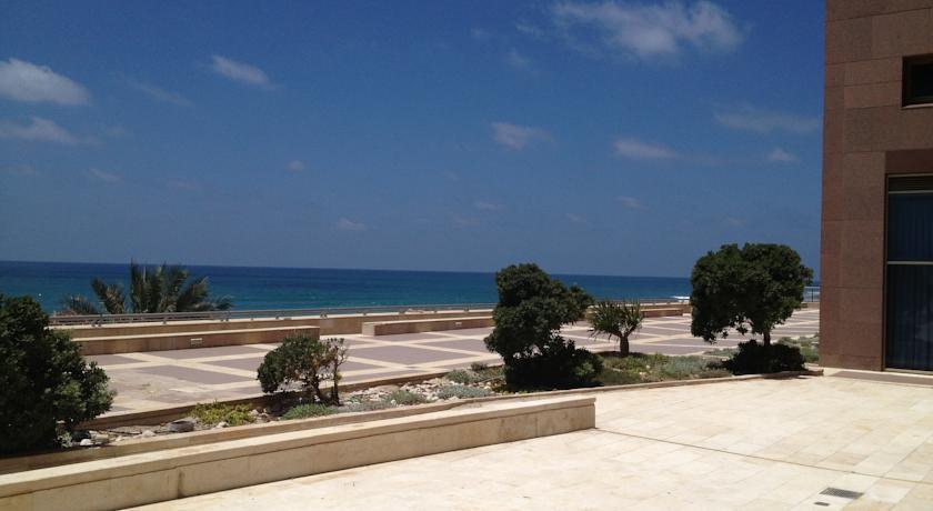 Leonardo Plaza Haifa Værelse billede